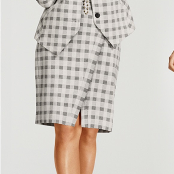 🎬🎬Skirt - Picture 2 of 4